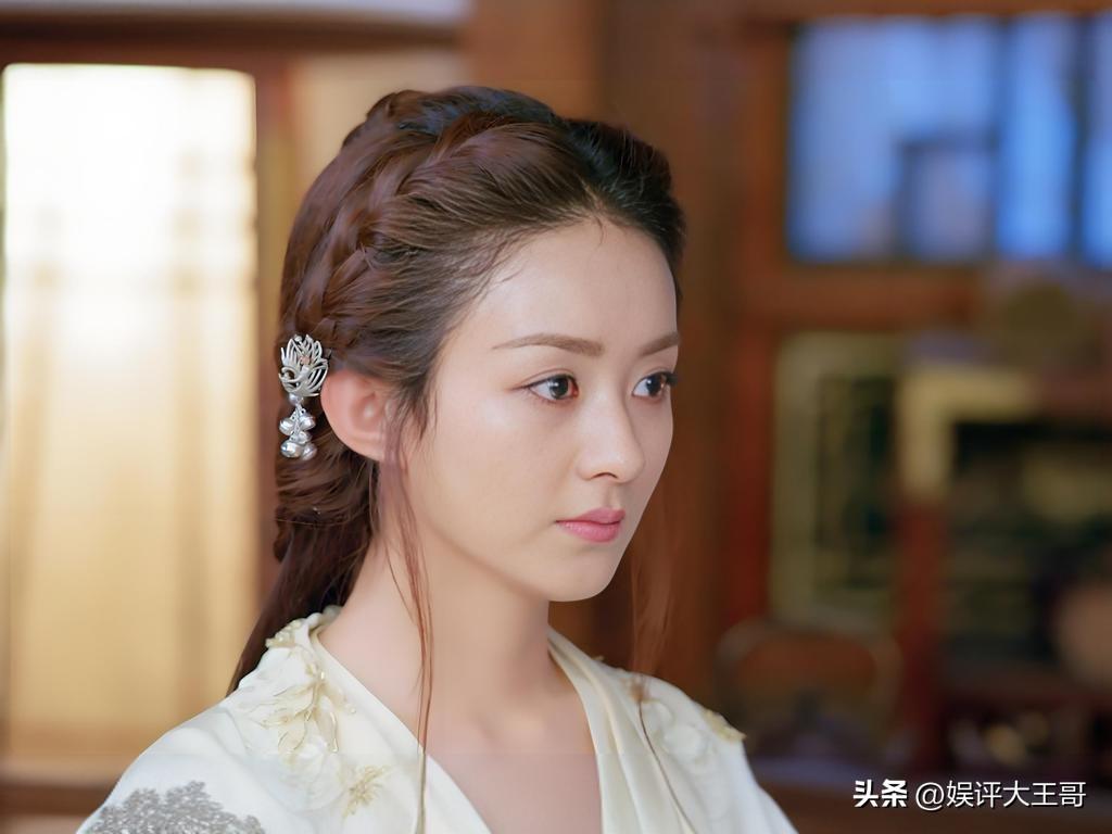 赵丽颖霸屏金鹰奖,三部佳作齐飞,实力演绎何为“有效播剧”?-赵丽颖拿金鹰奖那年