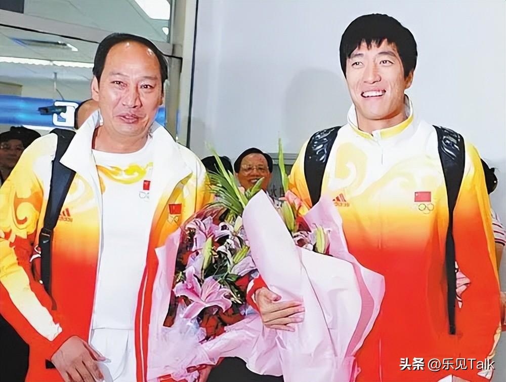 110米跨栏第一!戴眼镜配金链,徐卓一的爆冷,没你想的那么简单-110米跨栏用什么钉子固定好