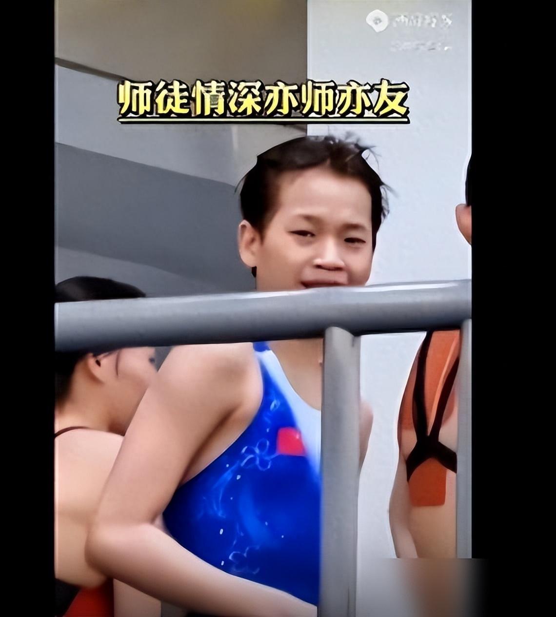全红婵低头找教练,陈若琳站起来挥手那一瞬间!真的让人感动-全红婵破了什么记录