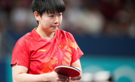 奥运乒乓球:团体赛首位世界亚军出局,王曼昱连轰3-0,日乒大胜-国乒奥运冠军王曼昱返回家乡是哪一年