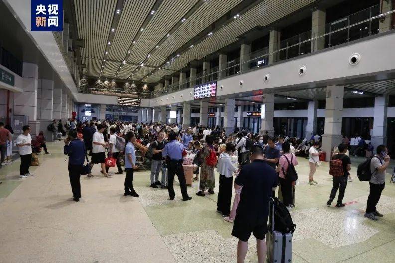 暴雨橙色预警！多地列车停运、晚点！-列车因暴雨停运怎么办