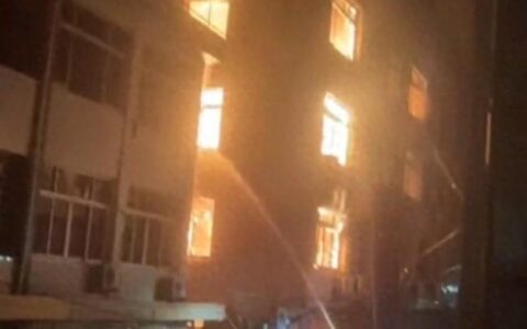 浙江瑞安一四层民房凌晨突发大灾 当地消防部门：未造成人员伤亡-浙江瑞安刑事案件
