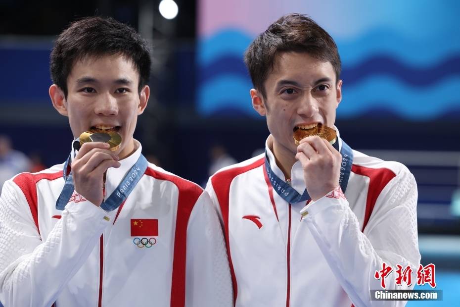 【奥运画刊】金色高光！盘点中国代表团夺金时刻-奥运会中国代表团夺金点