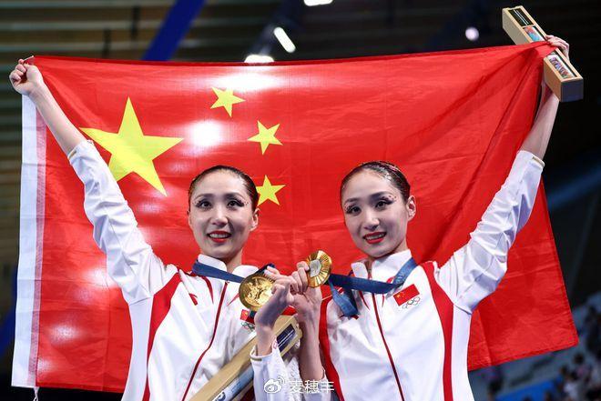包揽花游全部金牌！广东双胞胎姐妹太强了，创奥运历史-广州双胞胎网红