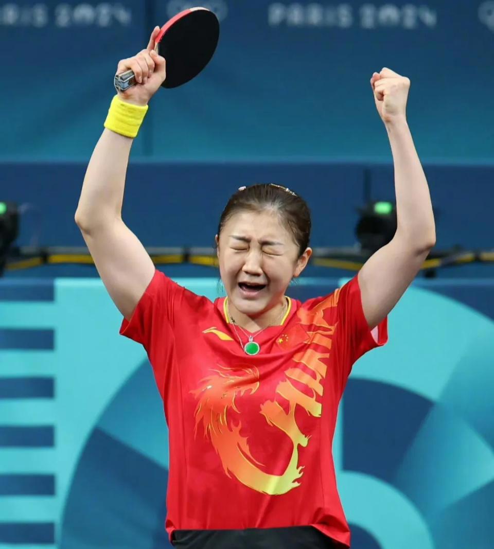 逆转孙颖莎夺冠，陈梦含泪，官宣决定，金牌奖金曝光-孙颖莎陈梦决赛会师