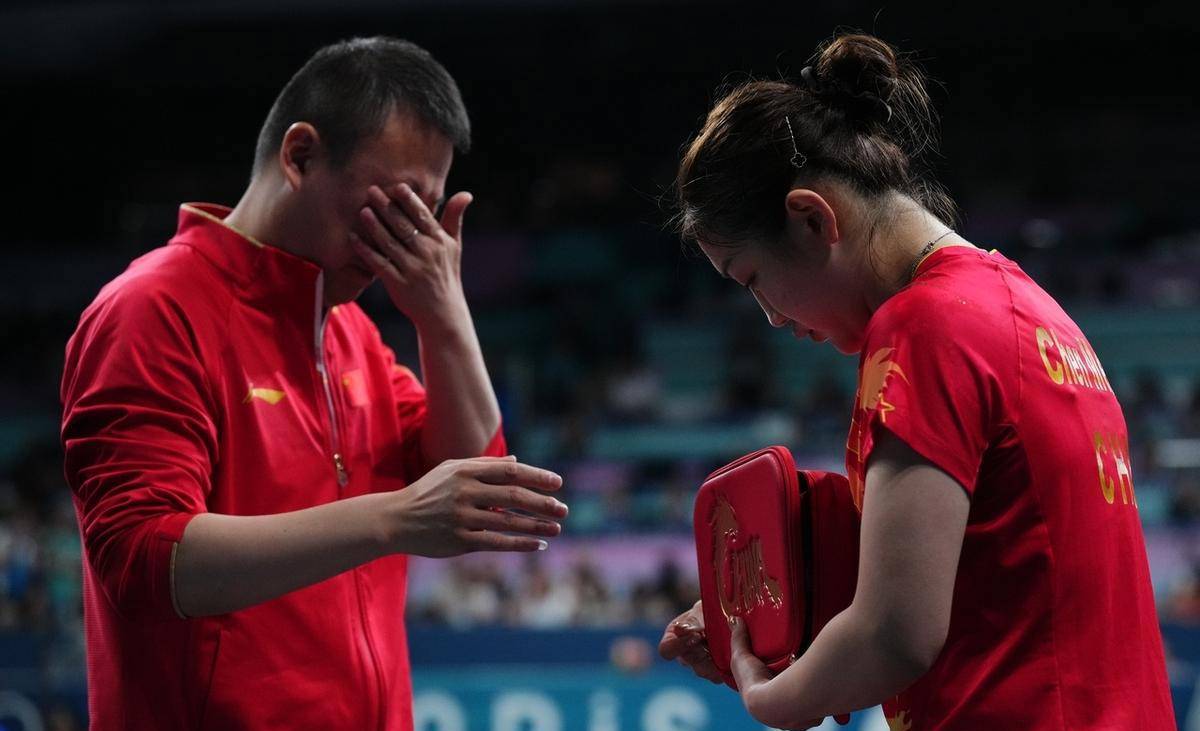 逆转孙颖莎夺冠，陈梦含泪，官宣决定，金牌奖金曝光-孙颖莎陈梦决赛会师