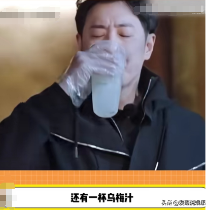 44岁潘玮柏胖至200斤，晒19岁时帅照，被罗志祥嘲讽你就继续吃吧-潘玮柏又胖了