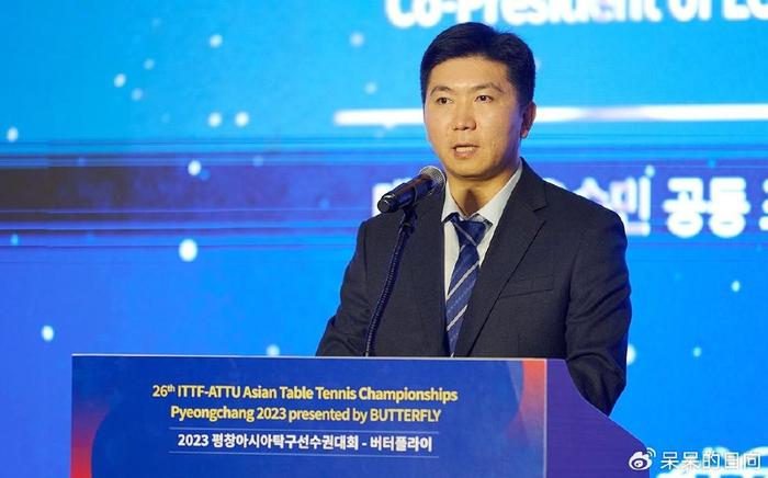 乒乓球奥运冠军晒2个儿子近照,长相清秀帅气被调侃"幸好不像爸爸"-乒乓球奥运会有几个项目