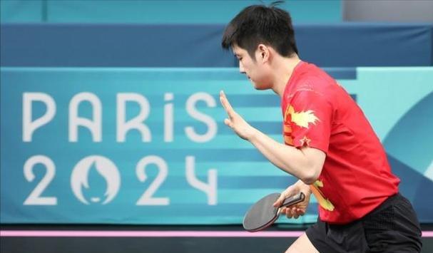 笑麻了！马龙看樊振东比赛这反应简直在演我，龙：急需！救心丸！-马龙樊振东比赛视频2021