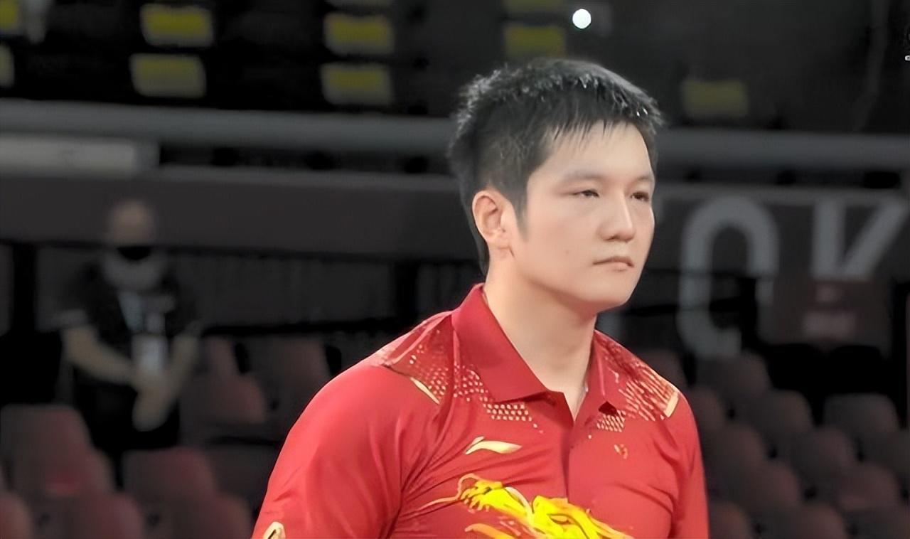 笑麻了！马龙看樊振东比赛这反应简直在演我，龙：急需！救心丸！-马龙樊振东比赛视频2021