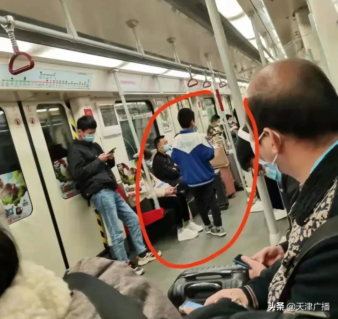 最新 | 天津地铁里“卖笔”“饮食”？严查！-天津站地铁推销笔