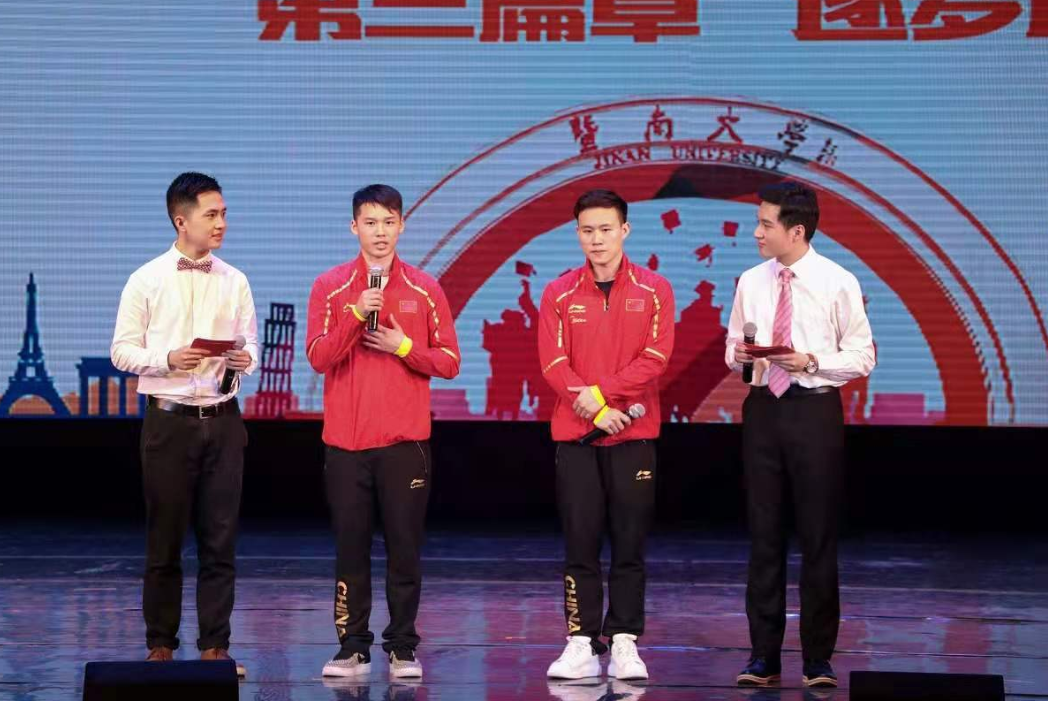 「连线广东」奥运冠军赛后有何计划？谢思埸将回暨大攻克论文“大关”-谢思埸赛后采访有多淡定