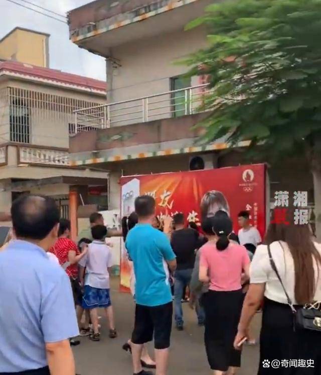 全红婵家乡连夜修路建停车场，婵宝家乡迈合村成新晋景点-全红婵家房屋