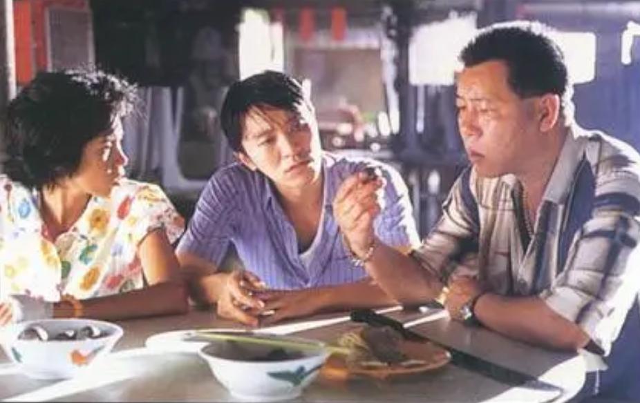 周星驰翻身之作重现银幕，可吴孟达、李兆基的老友局，却已成追忆-周星驰和吴孟达综艺节目