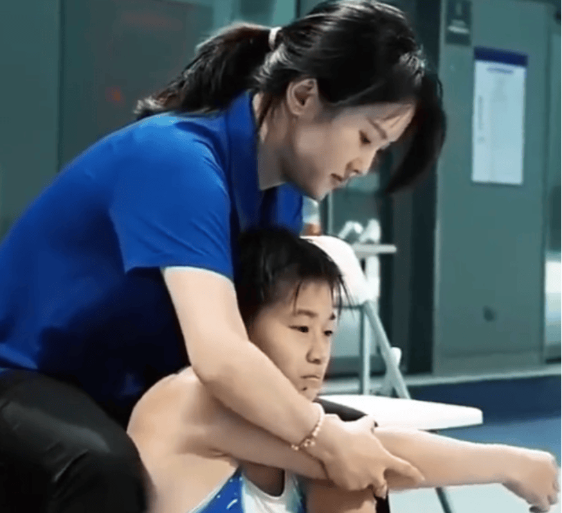 原创 惊呆了!全红婵为教练陈若琳征婚, 陈若琳:我有事先走一步-全红婵和陈若琳关系怎么样
