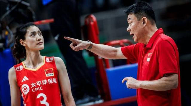 中国女排二传现身澳门，魏秋月紧急驰援？-中国女排魏秋月简介