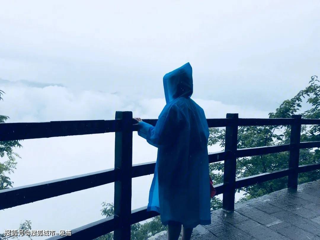 湖北恩施参团旅行多少钱,湖北恩施参团旅行报价及花费,免踩坑-恩施旅行社联系方式