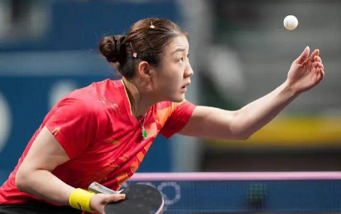 孙颖莎对陈梦9胜2负,为何输掉奥运会?网友:陈梦隐藏实力了