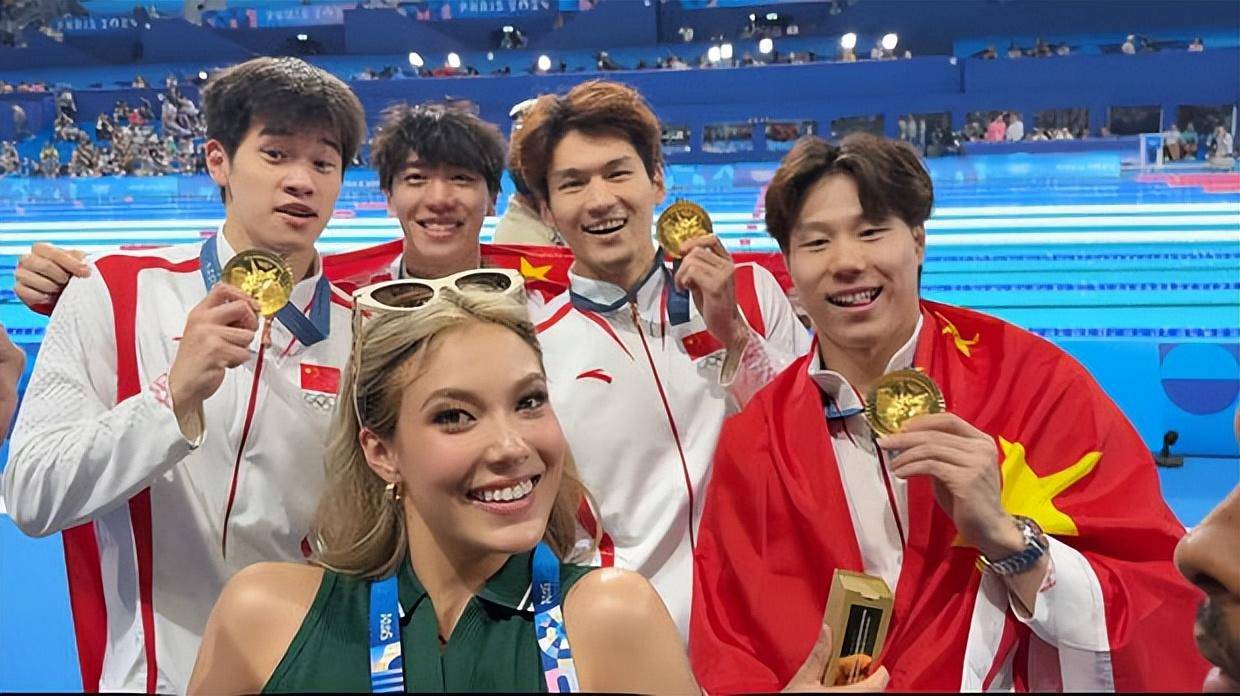 原创            奥运冠军梦幻联动！谷爱凌晒与中国游泳队合照，这波操作太燃了！-谷爱凌获得冠军是什么时候