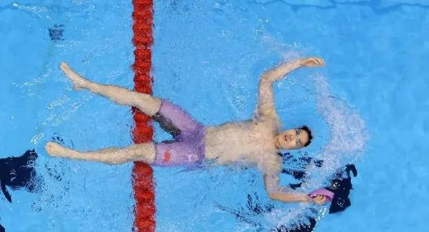 张雨霏与覃海洋的赛后反思与展望-张雨霏是海军吗