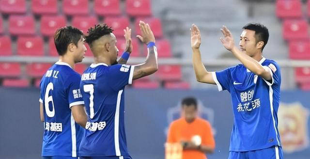 武汉三镇阿布拉汗带队逆转国安，实力获认可-武汉三镇官宣9人加盟