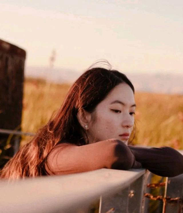 原创            乒坛炸锅！美华裔球星公开示爱国乒名将樊振东-乒乓运动员樊振东资料