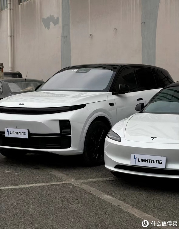 特斯拉充家用电桩买品牌原装的还是第三方充电桩？-特斯拉充电桩需要买原装的吗