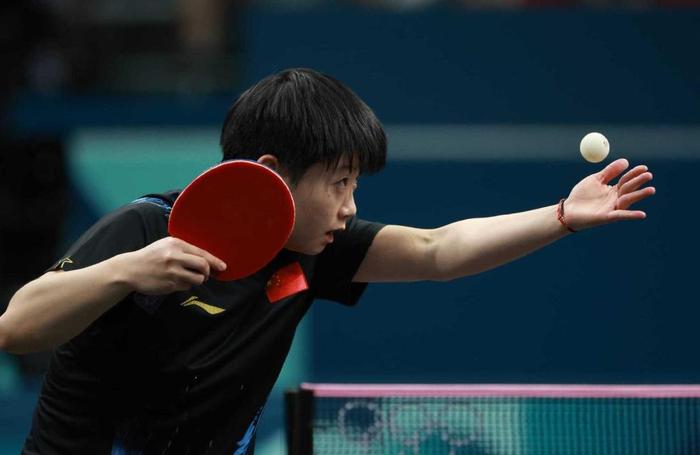 孙颖莎逆转王楚钦崩盘，两人差距究竟在哪？刘国梁四个字给出答案-孙颖莎王楚钦混双被拆