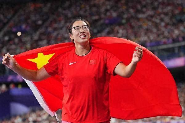 炫夏巴黎 | 走出东京阴霾 冯彬获得女子铁饼银牌