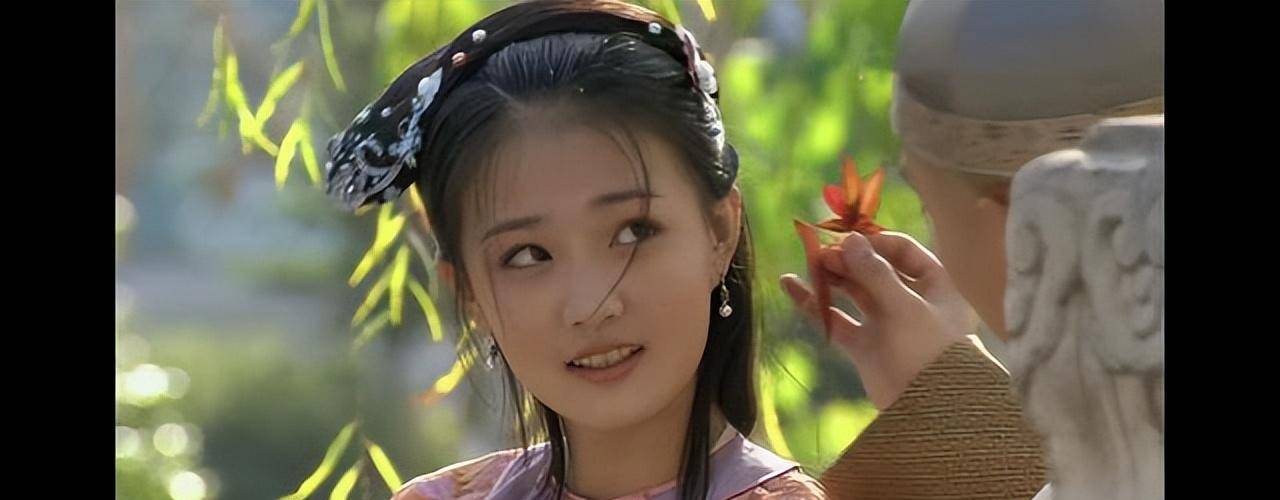 步步惊心：看到同样被姐夫垂涎的玉娆，才懂若曦爱上八哥有多正常